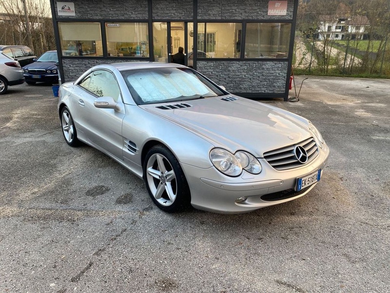 Mercedes-Benz SL-Class