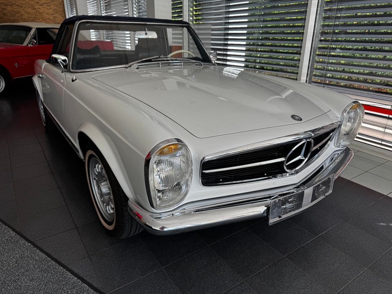 Mercedes-Benz SL-Class