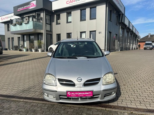 Nissan Almera Tino 2005