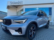 Volvo XC40 2025