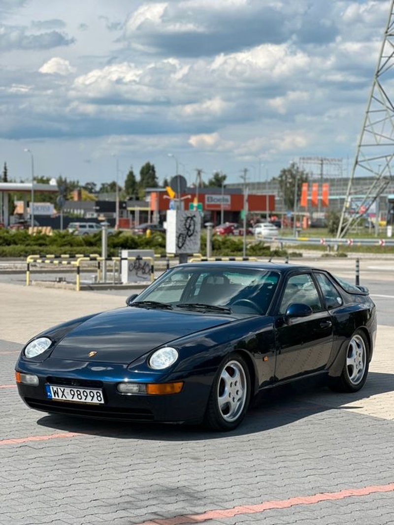 Porsche 968
