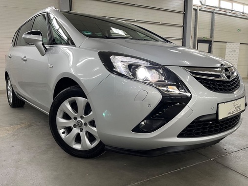 Opel Zafira 2012