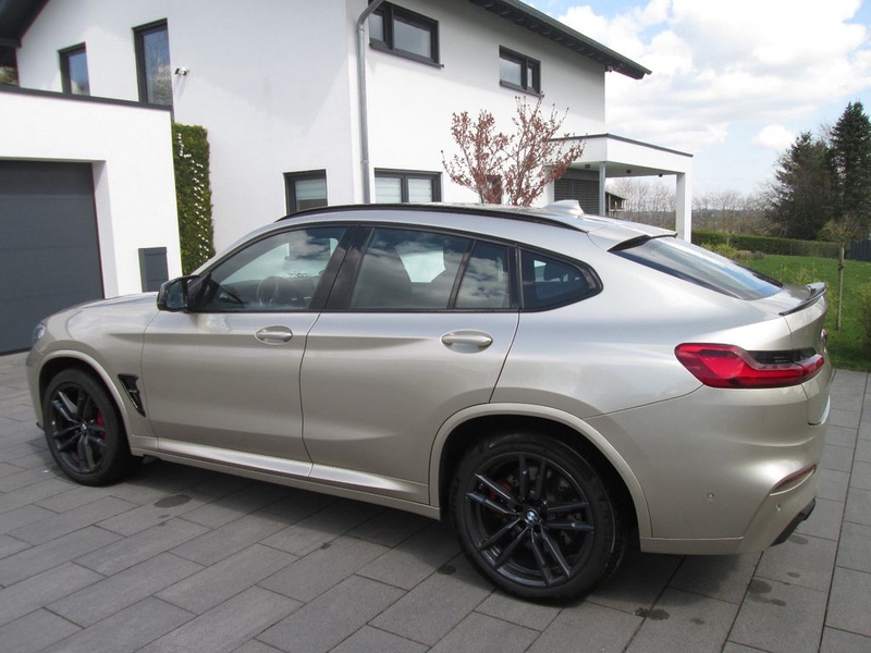 BMW X4M