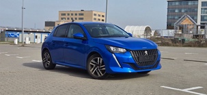 Peugeot 208 2021