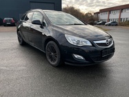 Opel Astra 2011