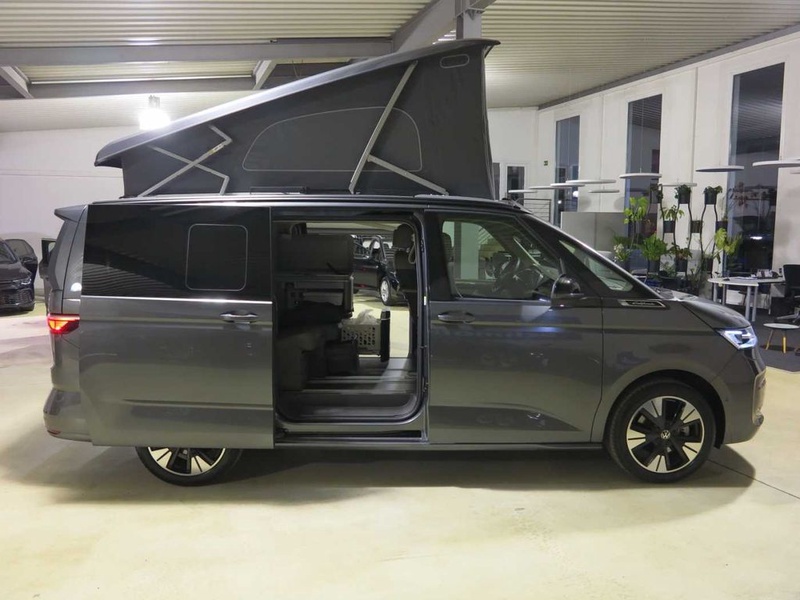 Volkswagen T7