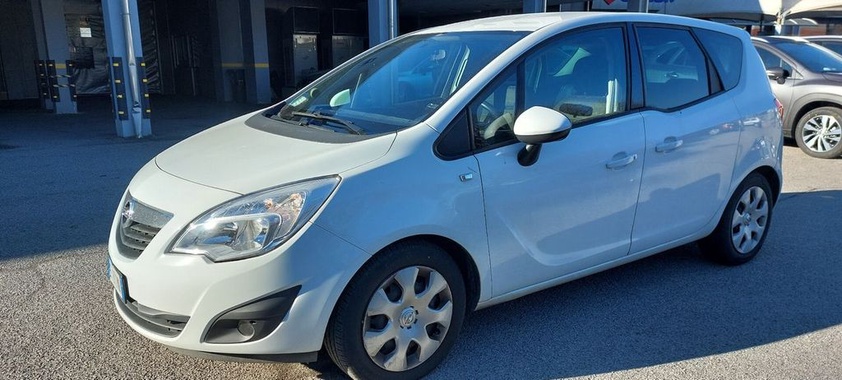 Opel Meriva 2011