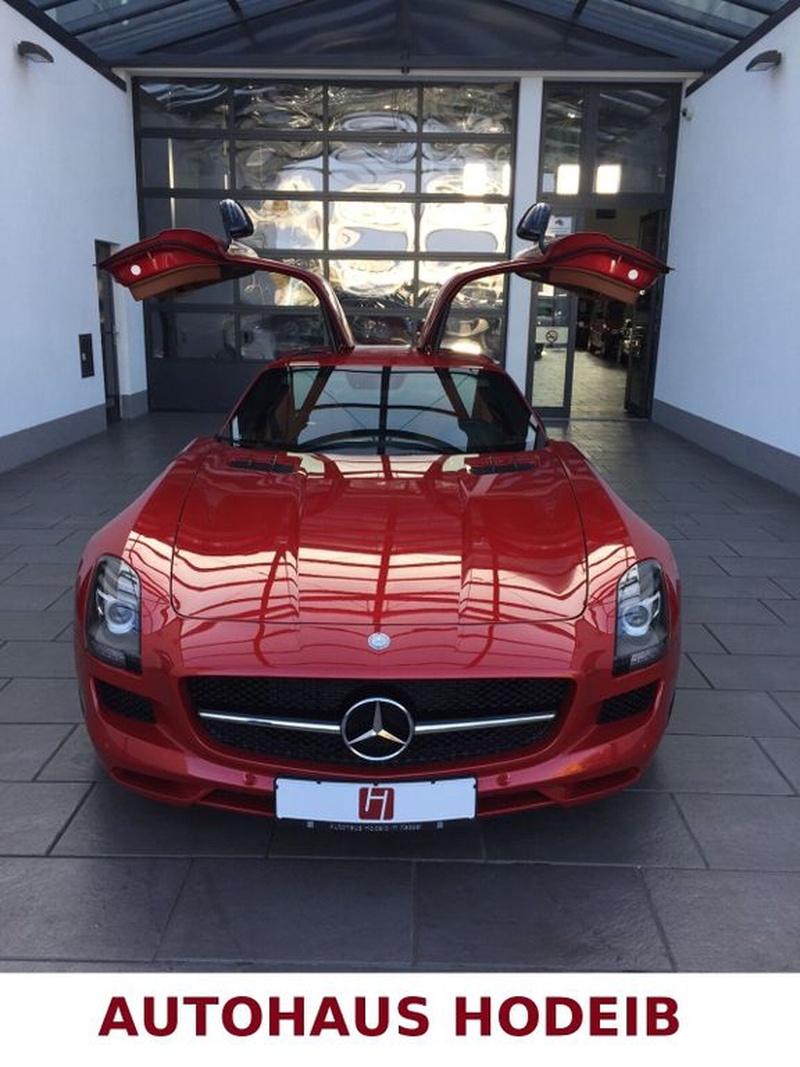 Mercedes-Benz SLS AMG