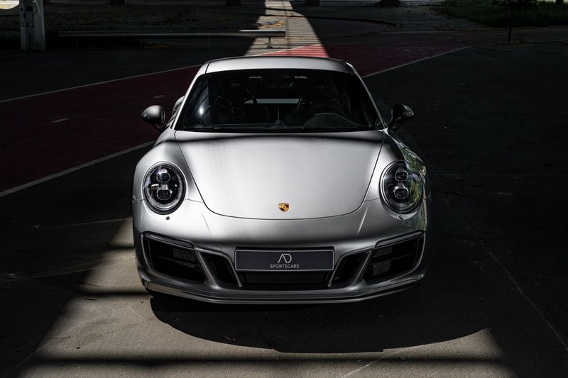 Porsche 991