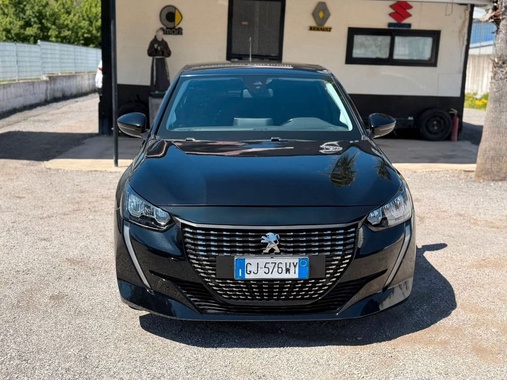 Peugeot 208 2022