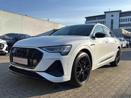 Audi e-tron 2022