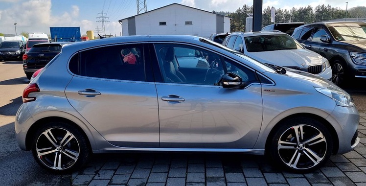 Peugeot 208 2019