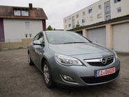 Opel Astra 2012
