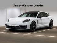 Porsche Panamera 2023