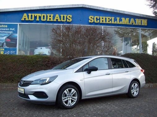 Opel Astra 2021
