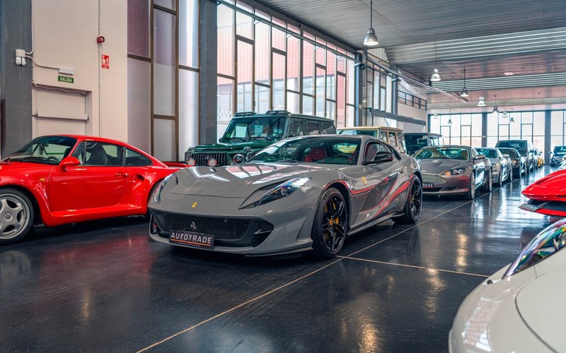 Ferrari 812