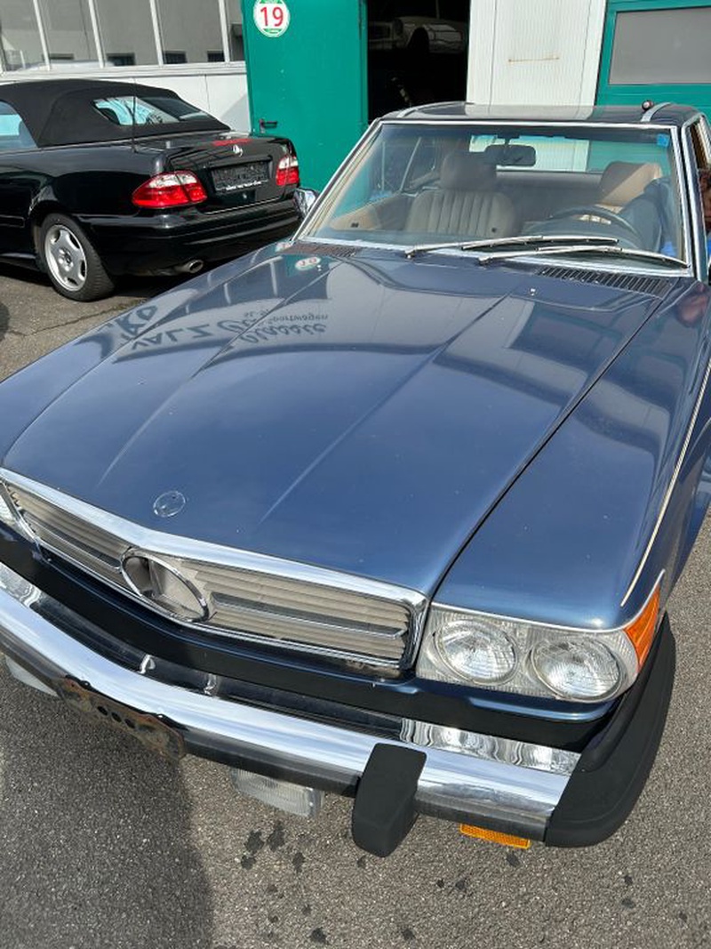 Mercedes-Benz SL-Class