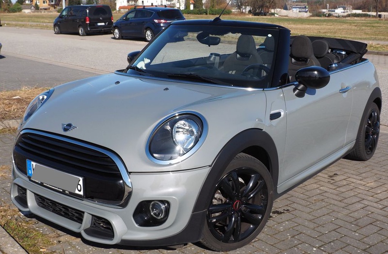 MINI Cabrio