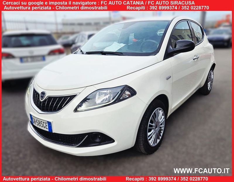 Lancia Ypsilon