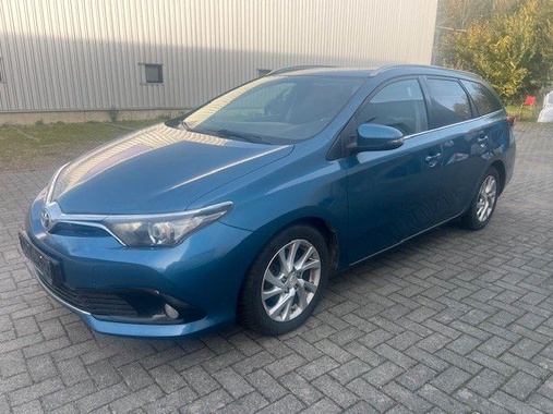 Toyota Auris 2016