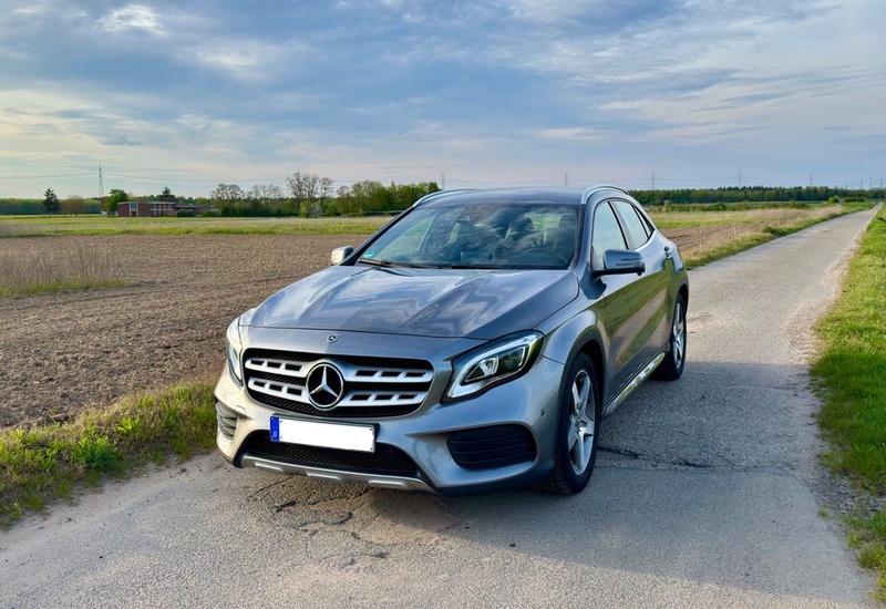 Mercedes-Benz GLA-Class