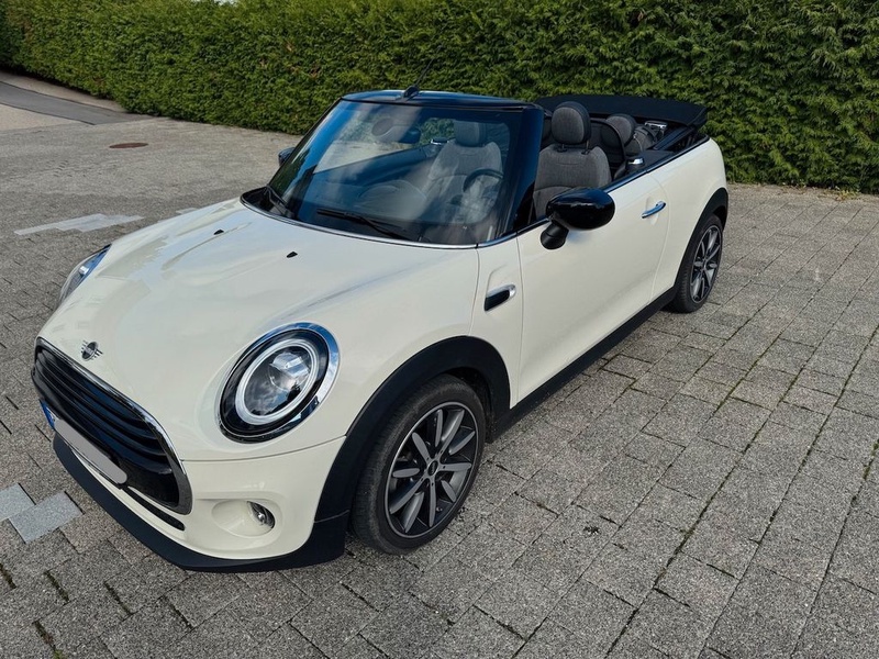 MINI Cabrio