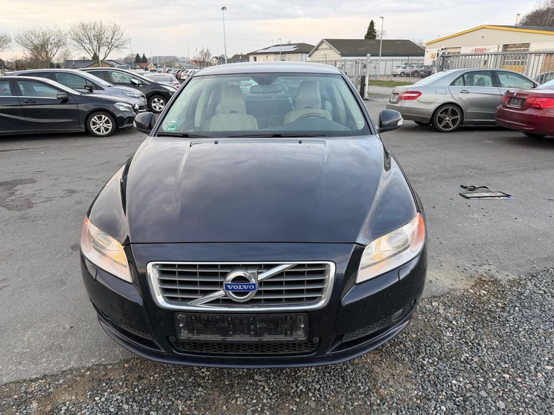 Volvo S80