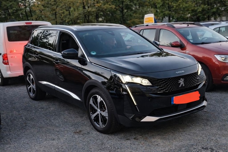 Peugeot 5008