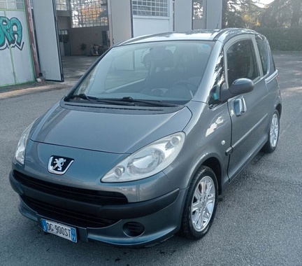 Peugeot 1007 2007