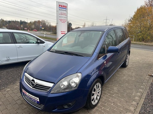 Opel Zafira 2011