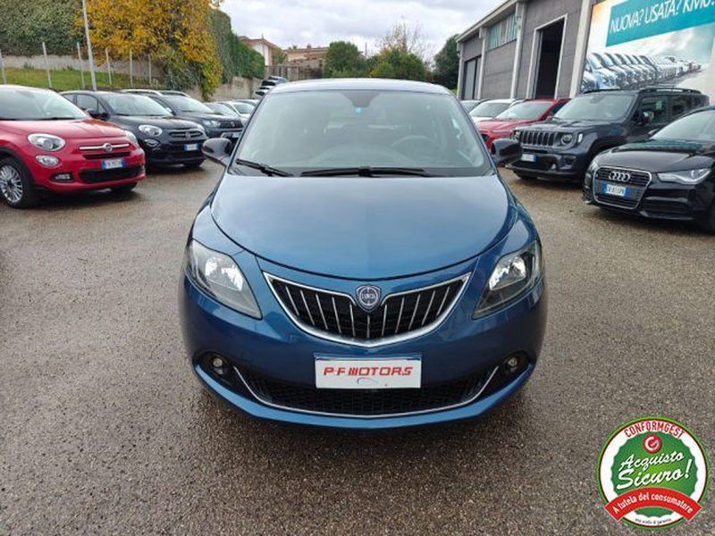 Lancia Ypsilon