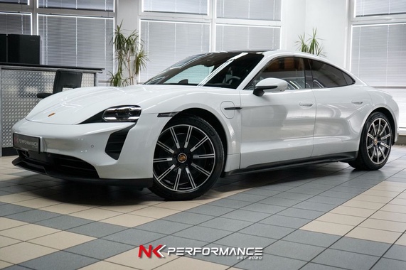 Porsche Taycan 2023