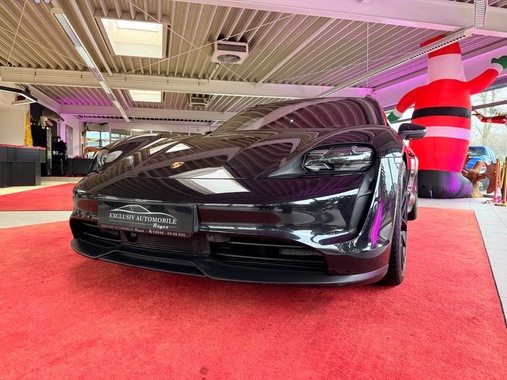 Porsche Taycan 2023