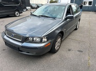 Volvo V40 2002