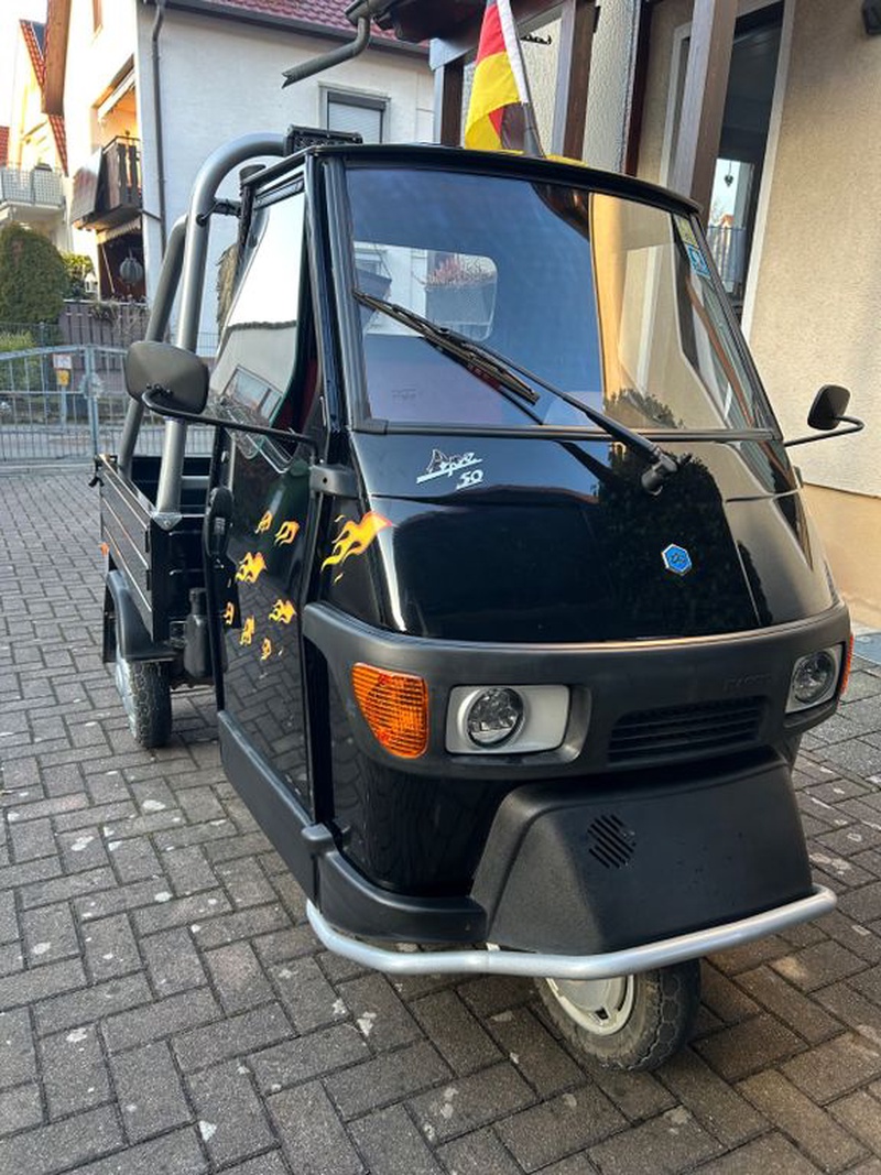 Piaggio APE
