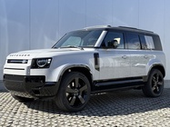 Land Rover Defender 2026
