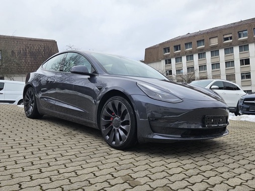Tesla Model 3 2022