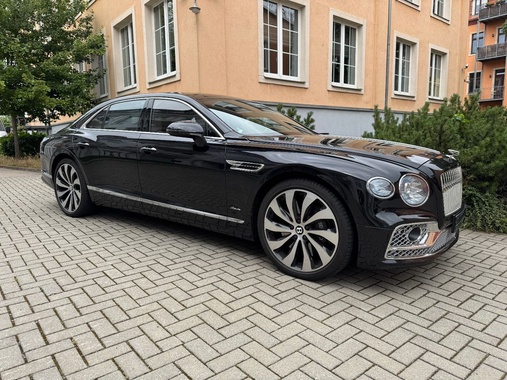 Bentley Flying Spur 2023