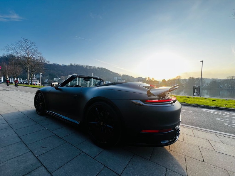 Porsche 992