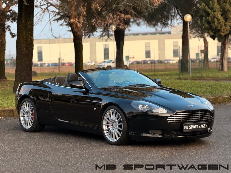 Aston Martin DB