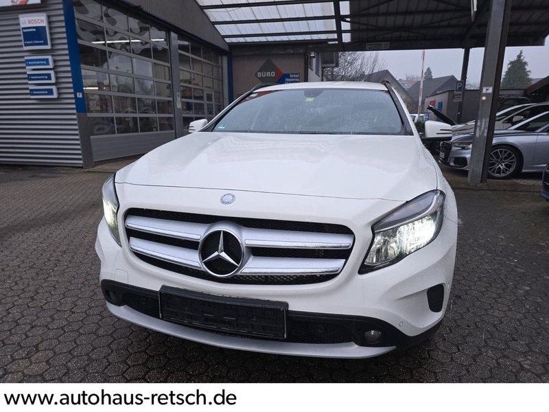 Mercedes-Benz GLA-Class