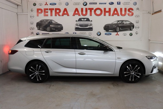 Opel Insignia 2021