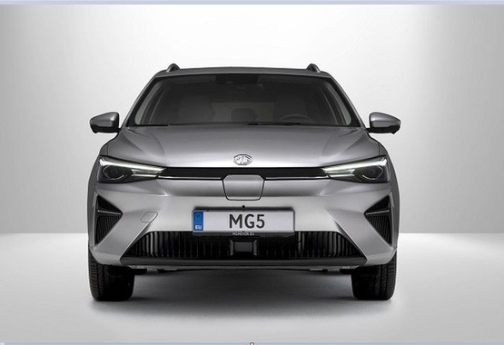 MG MG5 2025