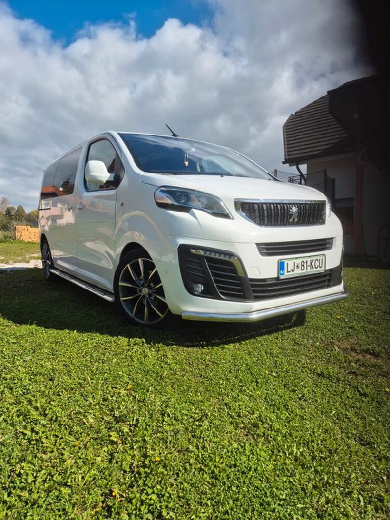 Peugeot Traveller