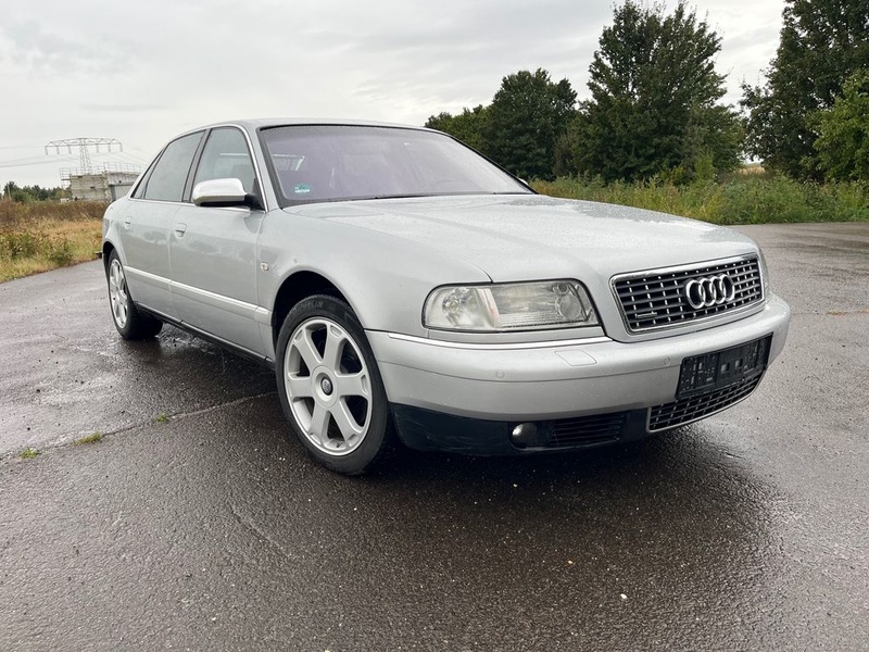 Audi A8