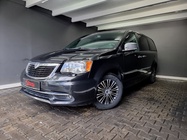 Lancia Voyager 2015