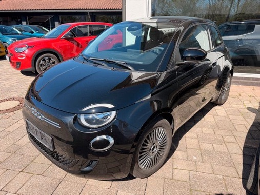 Fiat 500e 2023