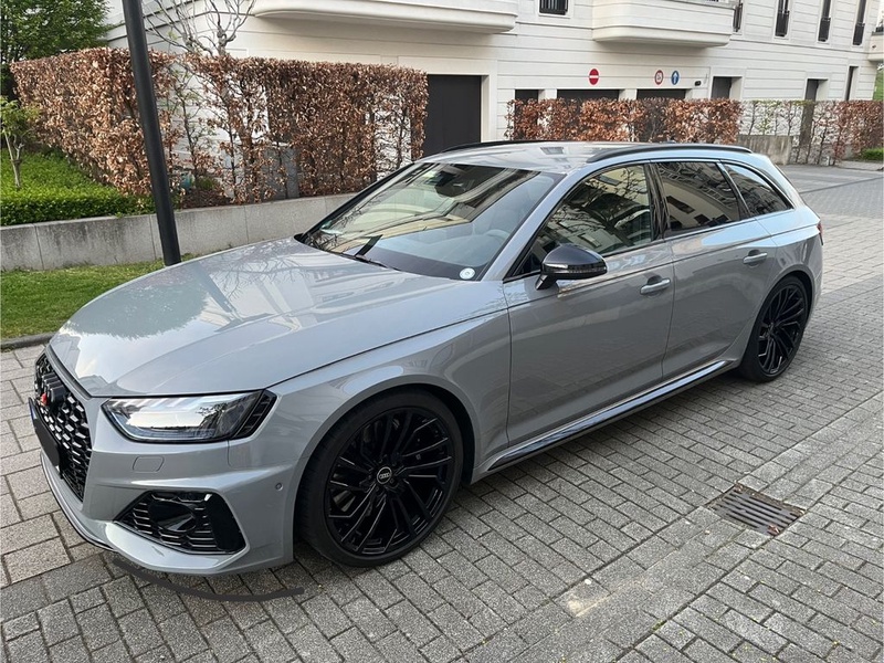 Audi RS4