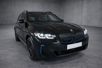 BMW iX3 2024