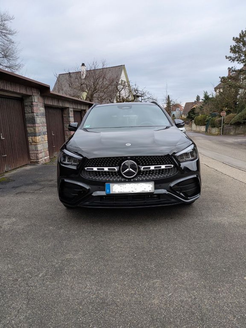 Mercedes-Benz GLA-Class
